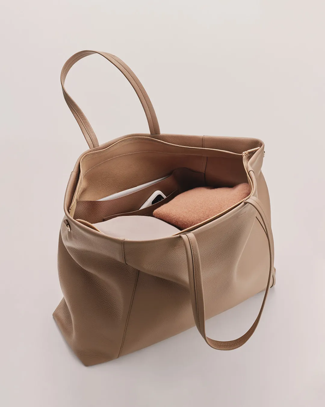 Sale Cuyana Easy Travel Bag