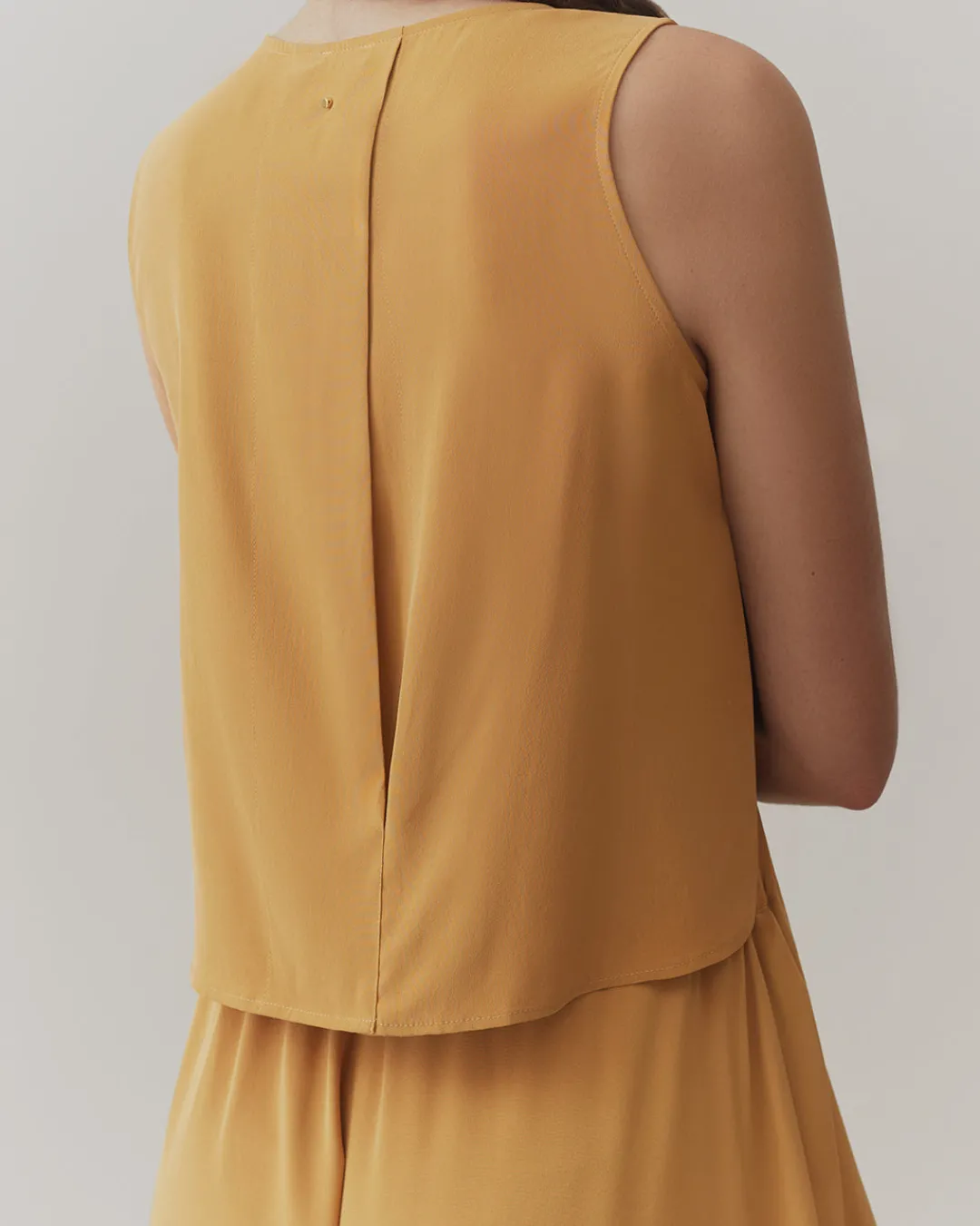 Flash Sale Cuyana Washable Silk Cropped Overlay Tank Honey